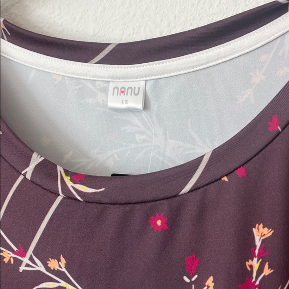 NWT Boutique Floral Print Tunic Top - Picture 2 of 4